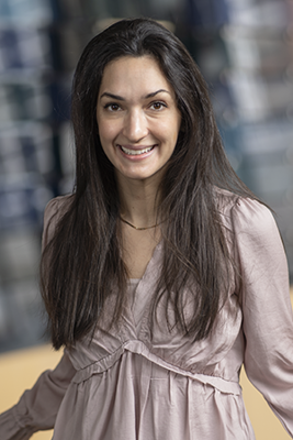 Headshot of Elizabeth Garofolo.