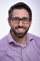 Headshot of Kevin Weingarten