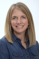 Headshot of Lisa Arnott