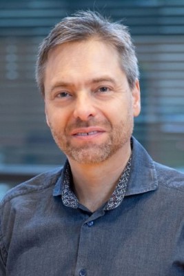 Headshot of Paul Nathan